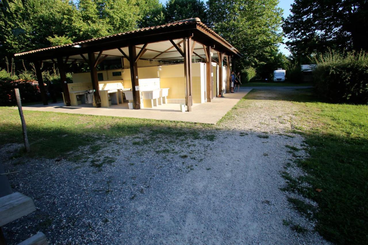 Camping L'Ilot Du Chail Sansais Zewnętrze zdjęcie