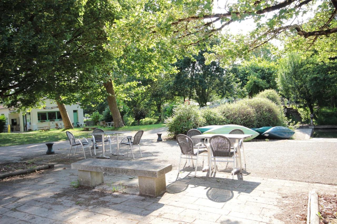 Camping L'Ilot Du Chail Sansais Zewnętrze zdjęcie