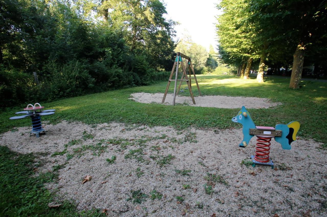 Camping L'Ilot Du Chail Sansais Zewnętrze zdjęcie
