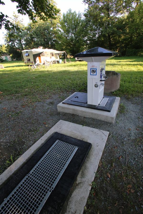 Camping L'Ilot Du Chail Sansais Zewnętrze zdjęcie